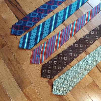 Silk Ties by Calvin Klein, Brooks Brothers, Izod and more (PB-BBL)