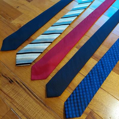 Silk Ties by Calvin Klein, Brooks Brothers, Izod and more (PB-BBL)