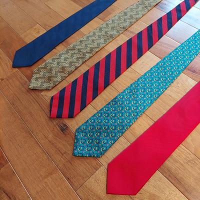Silk Ties by Calvin Klein, Brooks Brothers, Izod and more (PB-BBL)