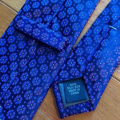 Silk Ties by Calvin Klein, Brooks Brothers, Izod and more (PB-BBL)