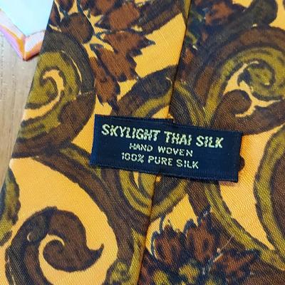 Silk Ties by Calvin Klein, Brooks Brothers, Izod and more (PB-BBL)