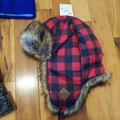 Wool and Cashmere Scarves and More Winter Accessories incl Jos A Banks (PB-BBL)