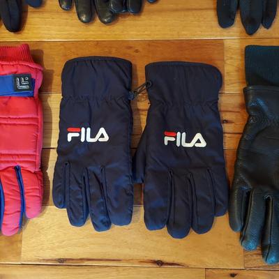 Wool and Cashmere Scarves and More Winter Accessories incl Jos A Banks (PB-BBL)