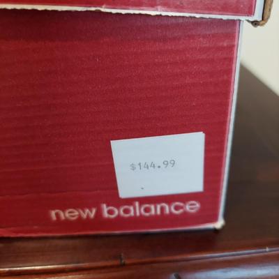 New Balance Mens 1540 Running Shoe Size 10.5 (PB-BBL)