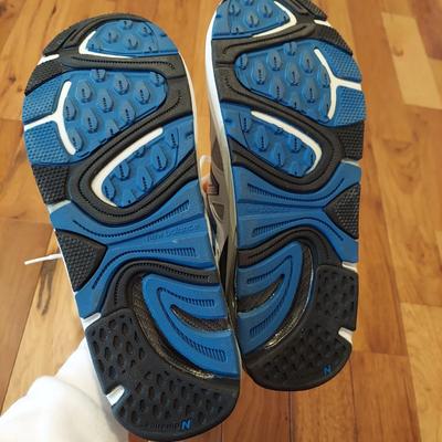 New Balance Mens 1540 Running Shoe Size 10.5 (PB-BBL)