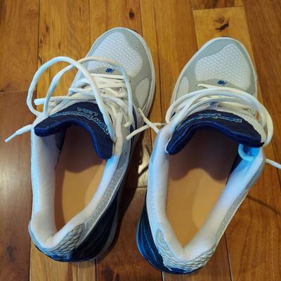 New Balance Mens 1540 Running Shoe Size 10.5 (PB-BBL)