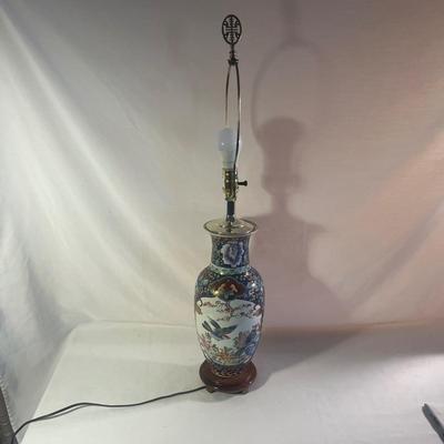 Asian Inspired Lamp with Finial (LR-CE)