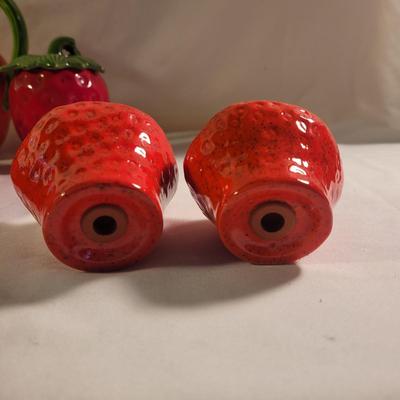 Strawberry Serveware (LR-CE)