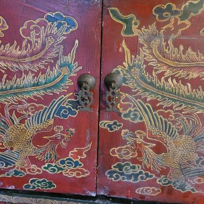 Asian Style Painted Cabinet (LR-CE)