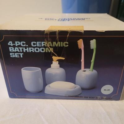 Bathroom Accessories (D-CE)