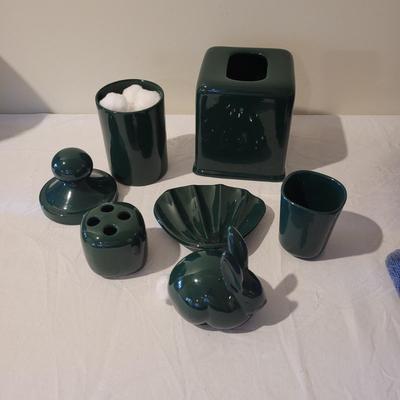 Bathroom Accessories (D-CE)