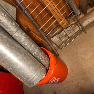 Metal ware pile
