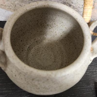 4 pieces of interesting pottery