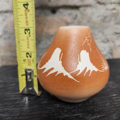 4 pieces of interesting pottery