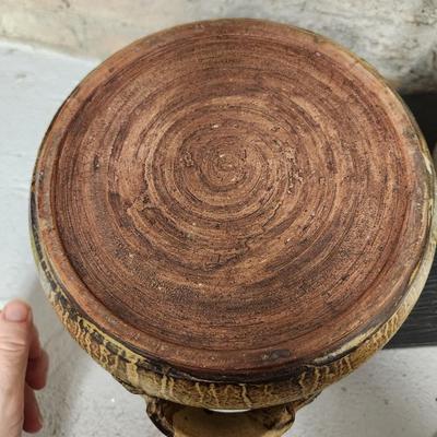 4 pieces of interesting pottery