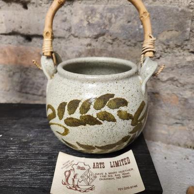 4 pieces of interesting pottery