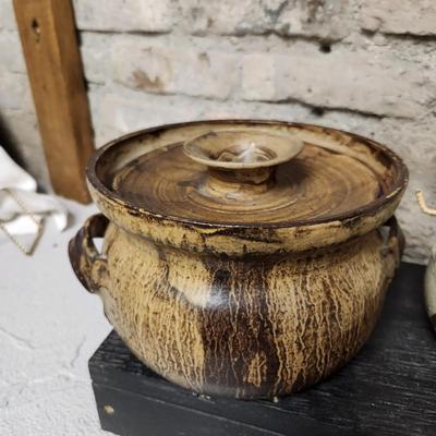 4 pieces of interesting pottery