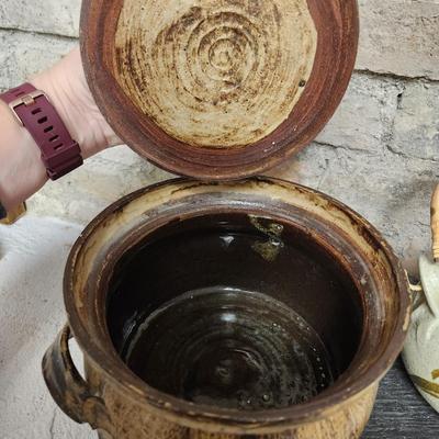 4 pieces of interesting pottery