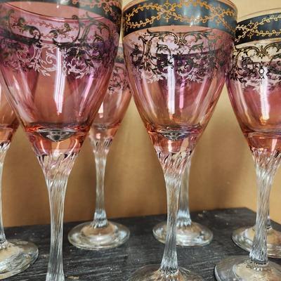 8 ruby flashed silver decorated flutes