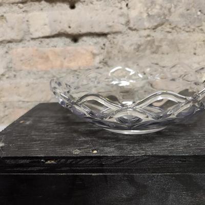 4 bowls...Gotham plate