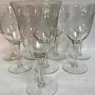 Set of 8 Etched stemmed Wine Glasses