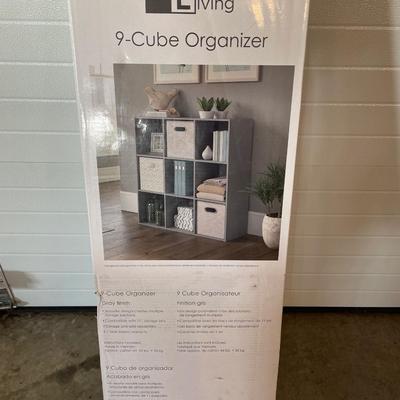 9 cube organizer new in box