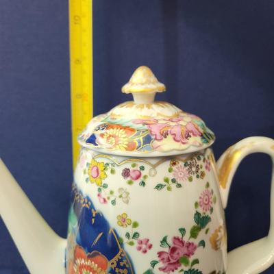 Mottahedeh Portugal Tobacco Leaf 8 3/4" Tall Coffee Pot Vista Alegre
