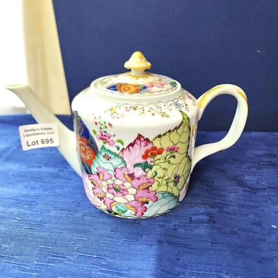 Mottahedeh Portugal Tobacco Leaf Tea Pot Vista Alegre