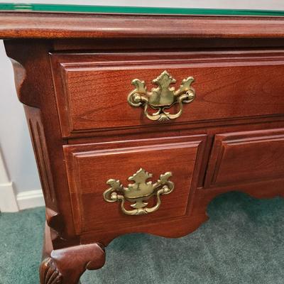 4 Drawer Lowboy Chest by Lexington Cherry Wood w Glass Top 36x20x30h