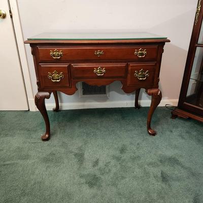4 Drawer Lowboy Chest by Lexington Cherry Wood w Glass Top 36x20x30h