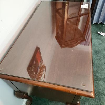 4 Drawer Lowboy Chest by Lexington Cherry Wood w Glass Top 36x20x30h