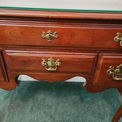 4 Drawer Lowboy Chest by Lexington Cherry Wood w Glass Top 36x20x30h