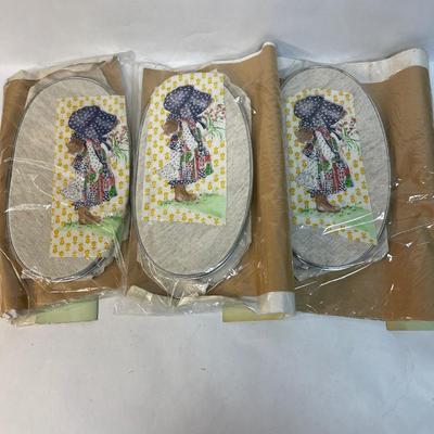 Homemade Stitchery Kits LOT#5 embroidery hoop (OVAL), material, thread, pattern Girl in Bonnet