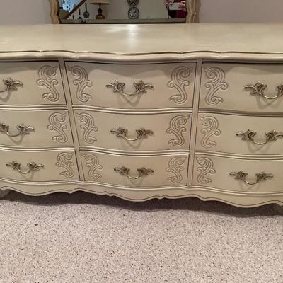 Cream long dresser with mirror and 1 night stand