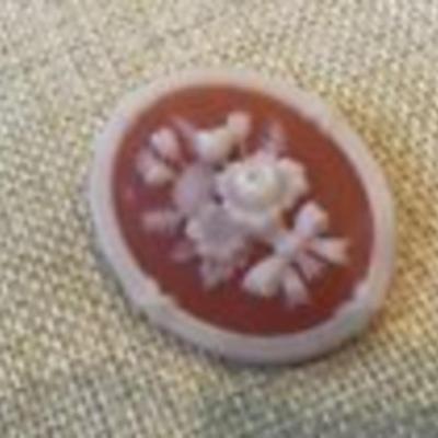 Vintage AVON Cameo Brooch Pin - Acrylic Flower Pin