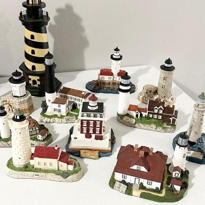 Thirty (30) ~ Assorted Collectible Light Houses