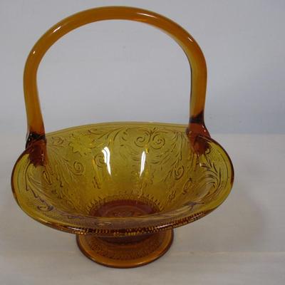 Vintage Tiara Indiana Glass Basket