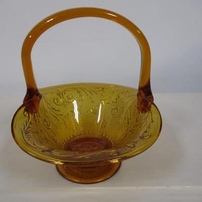Vintage Tiara Indiana Glass Basket