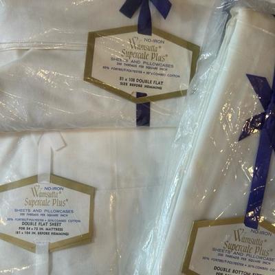 Lot 319 Linens