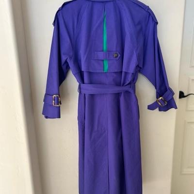 Lot 329 Women’s jacket & trench coat