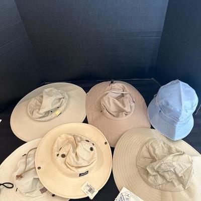 Lot 330 Floppy hats