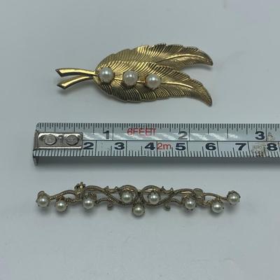 Collection of Pearl Necklaces, Earrings, & Brooches (B1-HS)