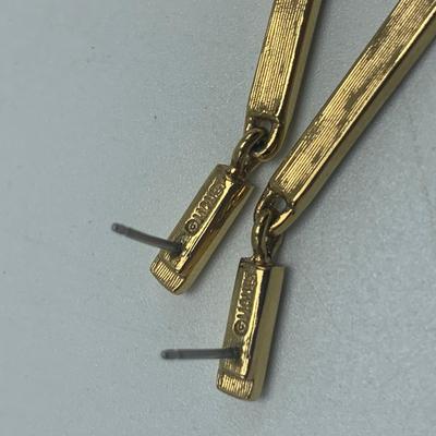 Collection of 30+ Pairs of Earrings (B1-HS)