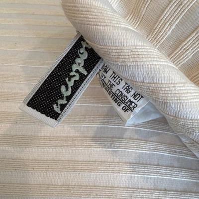 Lot 365 home decor pillows