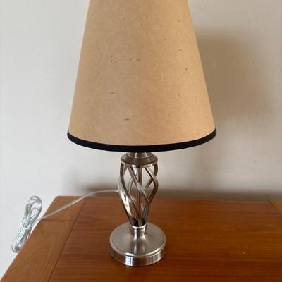 Lot 373 Small table lamp and clock