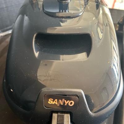 Lot 374 Sanyo Vacuum
