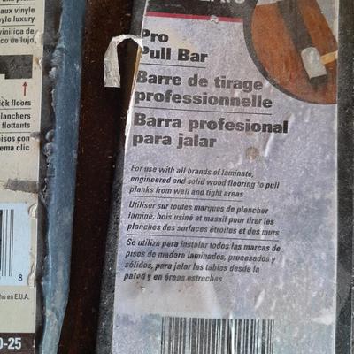 Robert's Pro pull bar and Universal tapping block Tools for Laminate floor installation