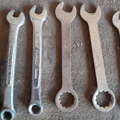 Nice Assortment of wrenches