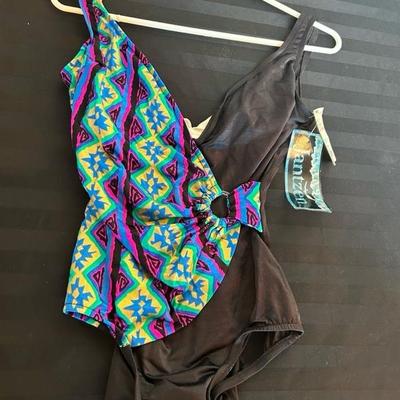 Lot 381 Ladies swimsuits