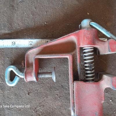 Antique mountable hand vise